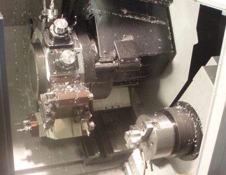 tecnologia-mecanizados-cuadrado-maquinas-4